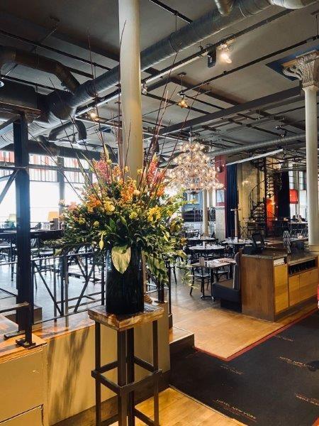 Pronkstuk New York – bloemwerk op maat van Je Grote Dag – foto 3