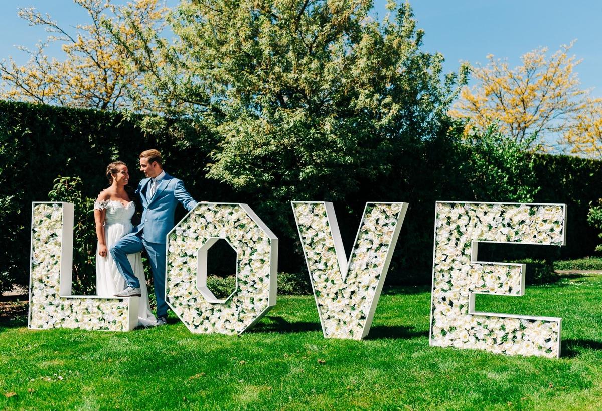 XXL Love Letters huren bij Je Grote Dag