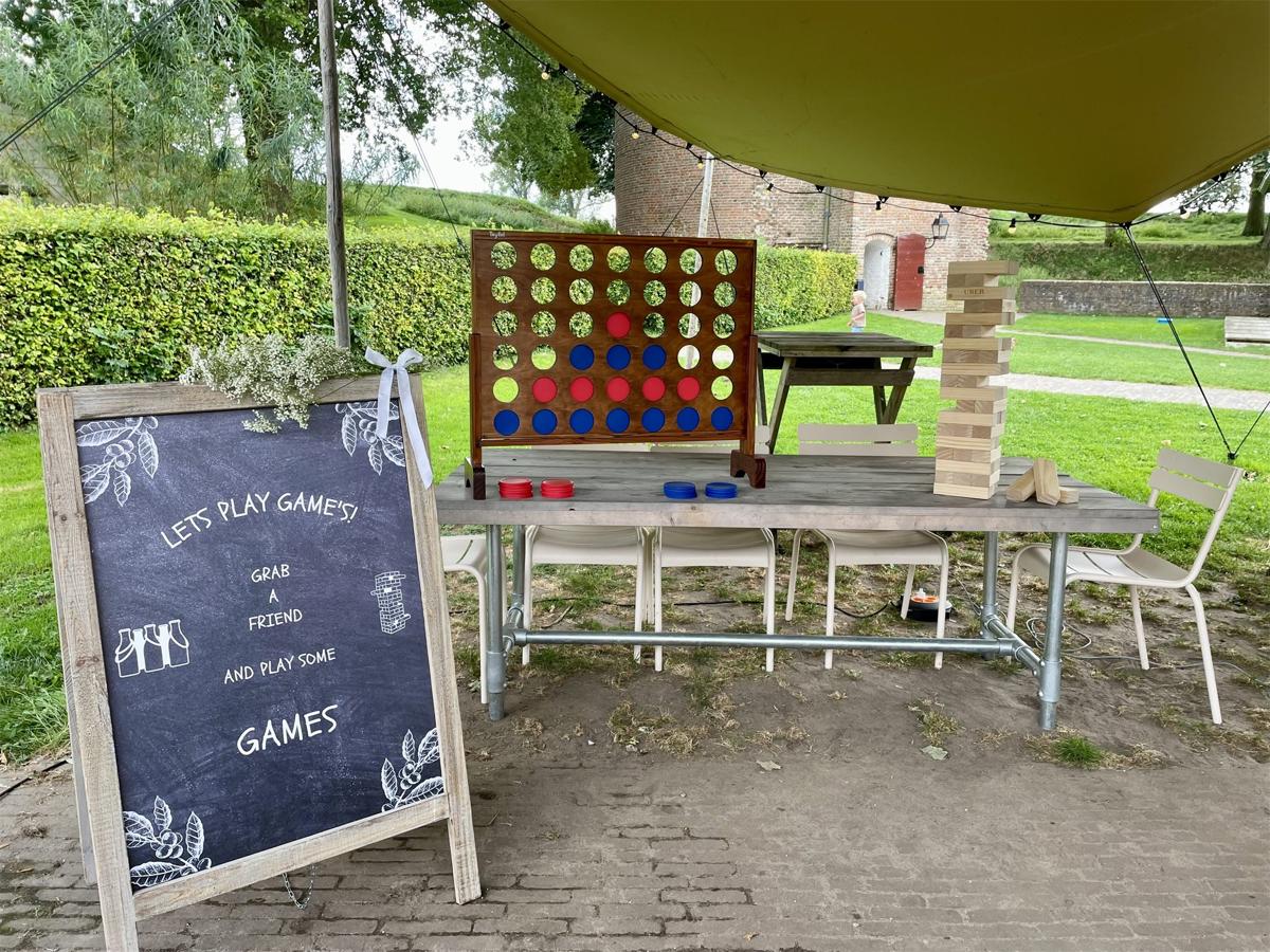 Oud hollandse XL spelletjes huren bij Je Grote Dag
